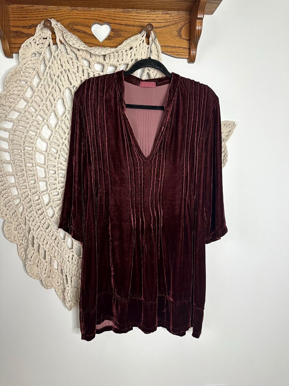 CP Shades Silk Blend Velvet Popover Top Burgundy Red Size Small